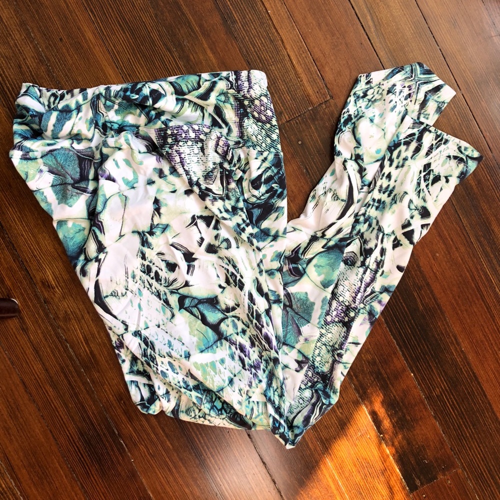 SOLD Candida Maria Brazil print leggings M/L